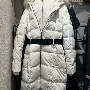 DKNY White Puffer Jacket with Black Belt